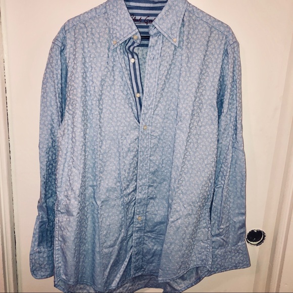 Robert Graham Other - Robert Graham Shirt L Blue Skull Print Button down